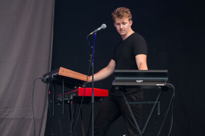 Milo Meskens @ Bollekes feesten, picture 5, photographed by Marc Verdonck - FrontView Magazine