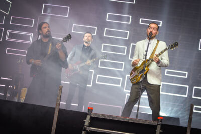 De Staat @ Lowlands 2018, picture 3, photographed by Jordy Van Driessche - FrontView Magazine
