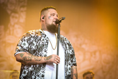 Rag'n'Bone man @ Lowlands 2018, foto 8, foto's door Jordy Van Driessche - FrontView Magazine