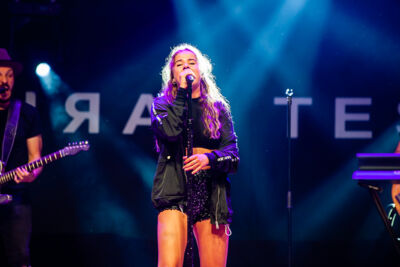 Laura Tesoro @ Parkhappening Schoten 2018, picture 11, photographed by Dimitri Vanlommel - FrontView Magazine