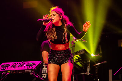 Laura Tesoro @ Parkhappening Schoten 2018, picture 31, photographed by Dimitri Vanlommel - FrontView Magazine