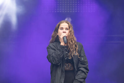 Laura Tesoro @ Maanrock, picture 11, photographed by Frank Lambrechts - FrontView Magazine