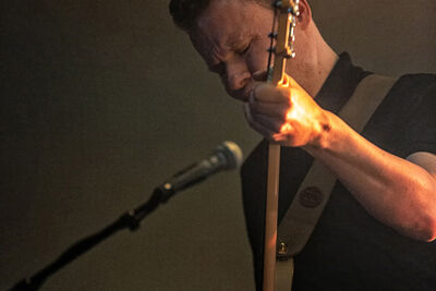 Hooverphonic @ Crammerock 2018, picture 4, photographed by Edwin Houdevelt - FrontView Magazine