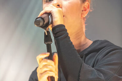 Hooverphonic @ Crammerock 2018, picture 20, photographed by Edwin Houdevelt - FrontView Magazine