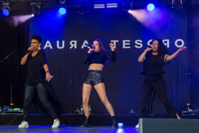 Laura Tesoro @ Openluchttheater Rivierenhof, picture 17, photographed by Marc Verdonck - FrontView Magazine