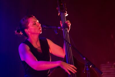 The devil makes three @ Leffinge Leuren, foto 2, foto's door Jolan Deschepper - FrontView Magazine