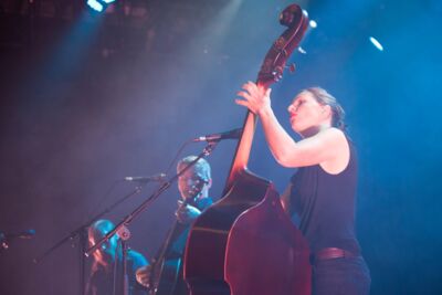 The devil makes three @ Leffinge Leuren, foto 13, foto's door Jolan Deschepper - FrontView Magazine