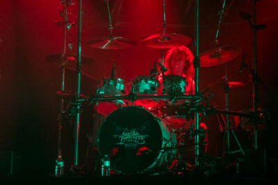 Evil Invaders @ Trix, foto 3, foto's door Erwin Evrard - FrontView Magazine