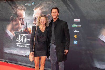 Namiddagpremière Musical 40-45 Rode loper @ Studio100 pop-up theater, picture 45, photographed by dirk janssens - FrontView Magazine
