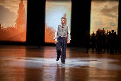 Persmoment première spektakel-musical 40-45 @ Studio100 pop-up theater, picture 5, photographed by dirk janssens - FrontView Magazine