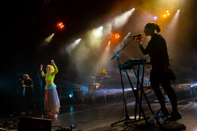 Aurora @ Trix, foto 4, foto's door Kris Saelen - FrontView Magazine