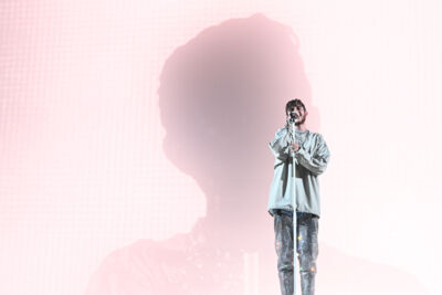 Oscar and The Wolf @ Sportpaleis, foto 3, foto's door Sandra Van Watermeulen - FrontView Magazine