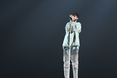 Oscar and The Wolf @ Sportpaleis, foto 4, foto's door Sandra Van Watermeulen - FrontView Magazine