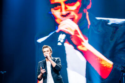 Niels Destadsbader - dertig @ Sportpaleis, foto 1, foto's door Dimitri Vanlommel - FrontView Magazine