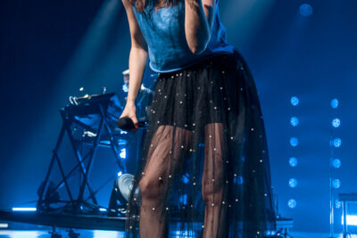 CHVRCHES @ Ancienne Belgique, picture 5, photographed by Erwin Evrard - FrontView Magazine