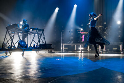 CHVRCHES @ Ancienne Belgique, picture 8, photographed by Erwin Evrard - FrontView Magazine