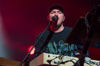 CHVRCHES @ Ancienne Belgique, picture 11, photographed by Erwin Evrard - FrontView Magazine