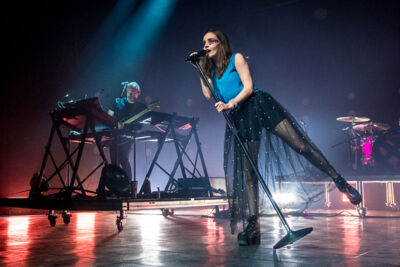 CHVRCHES @ Ancienne Belgique, picture 17, photographed by Erwin Evrard - FrontView Magazine