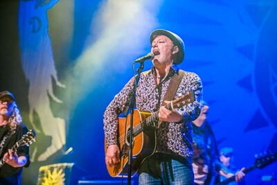 Levellers @ De Roma, picture 3, photographed by Gert Daemen - FrontView Magazine
