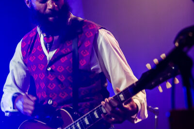 Fantastic Negrito @ De Roma, picture 9, photographed by Chris Lippens - FrontView Magazine