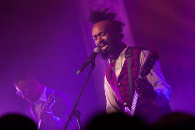 Fantastic Negrito @ De Roma, picture 11, photographed by Chris Lippens - FrontView Magazine