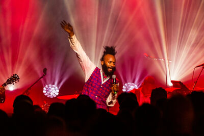 Fantastic Negrito @ De Roma, picture 27, photographed by Chris Lippens - FrontView Magazine