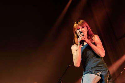 Axelle Red @ Het Depot, picture 10, photographed by Chris Lippens - FrontView Magazine