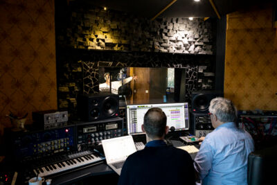 Opnames "Je bent niet alleen" - De grote wens band, foto 11, foto's door Frank Lambrechts - FrontView Magazine