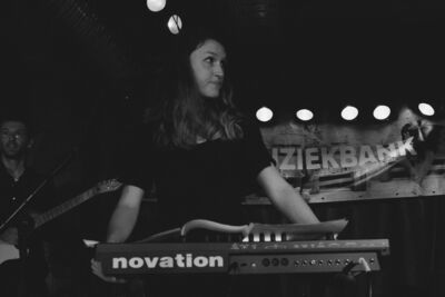 Het onderspit @ Warmste avond in Pand A, picture 8, photographed by Ruben Vandeweijer - FrontView Magazine