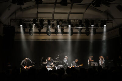 Willy Willy and The Voodoo Band @ De Casino, picture 11, photographed by Danny Wagemans - FrontView Magazine
