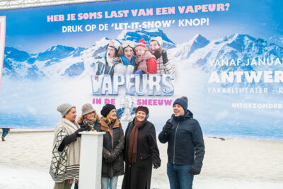 Persvoorstelling Vapeurs 2 @ Operaplein, foto 9, foto's door Goele Bormans - FrontView Magazine