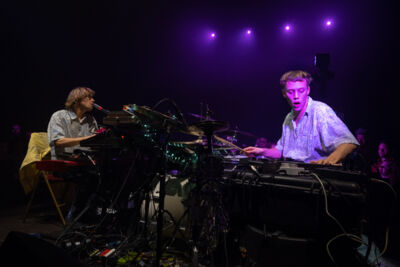 Beraadgeslagen (& Bert Cools) @ De Roma, picture 29, photographed by Myra Segers - FrontView Magazine