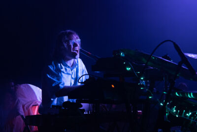 Beraadgeslagen (& Bert Cools) @ De Roma, picture 31, photographed by Myra Segers - FrontView Magazine