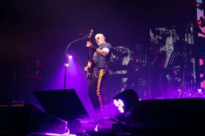 Pascal Obispo @ L'Aéronef Lille, picture 15, photographed by Anais Callens - FrontView Magazine