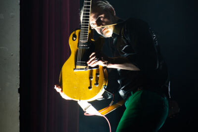 Triggerfinger: Exclusive 20th Anniversary Show @ De Roma, foto 19, foto's door Sandra Van Watermeulen - FrontView Magazine