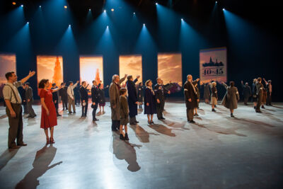 Première Laura Tesoro in 40-45 @ Studio 100 Pop-up Theater, picture 27, photographed by Goele Bormans - FrontView Magazine