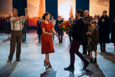 Première Laura Tesoro in 40-45 @ Studio 100 Pop-up Theater, picture 30, photographed by Goele Bormans - FrontView Magazine