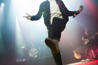 Jack and Jack @ Salle La Madeleine, picture 3, photographed by Tom Stessens - FrontView Magazine