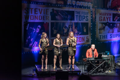 Magic of Motown @ Stadsschouwburg Antwerpen, picture 1, photographed by Christian Kwa - FrontView Magazine