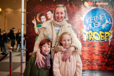 Rode loper & fotomoment première Troep @ Plopsa Theater De Panne, foto 2, foto's door Goele Bormans - FrontView Magazine