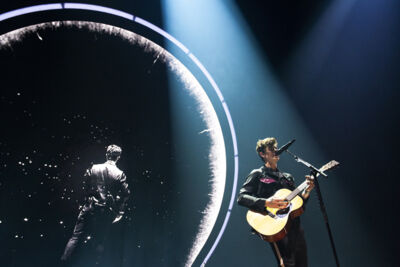Shawn Mendes @ Sportpaleis, picture 10, photographed by Sandra Van Watermeulen - FrontView Magazine