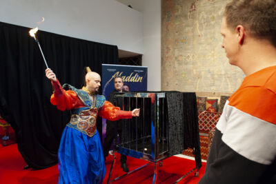Persconferentie Aladdin @ Ashtari Oriental Carpets, picture 12, photographed by Sandra Van Watermeulen - FrontView Magazine