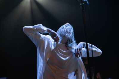 Whispering Sons @ cactus Muziekcentrum Brugge, picture 4, photographed by Diëgo De Buck - FrontView Magazine