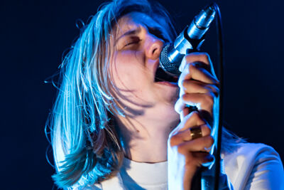 Whispering Sons @ cactus Muziekcentrum Brugge, picture 7, photographed by Diëgo De Buck - FrontView Magazine
