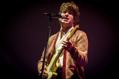 The Kooks @ Lotto Arena Antwerpen, foto 1, foto's door Tim Delmoitie - FrontView Magazine