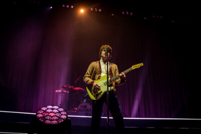 The Kooks @ Lotto Arena Antwerpen, foto 8, foto's door Tim Delmoitie - FrontView Magazine