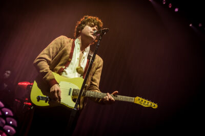 The Kooks @ Lotto Arena Antwerpen, foto 9, foto's door Tim Delmoitie - FrontView Magazine