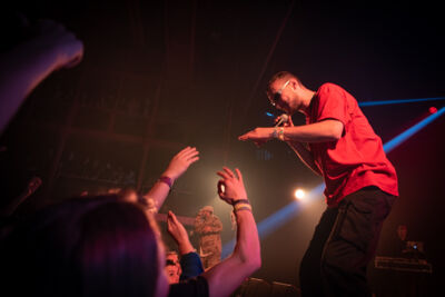 Zwangere Guy Ancienne Belgique, picture 23, photographed by Myra Segers - FrontView Magazine
