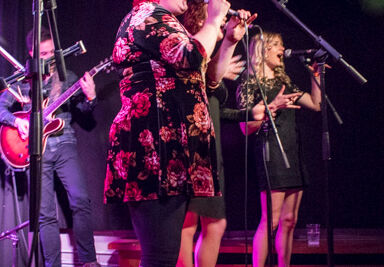 Cool presents Hannah Williams & The Affirmations @ Depot Leuven, picture 20, photographed by Hilde  Hermans - FrontView Magazine