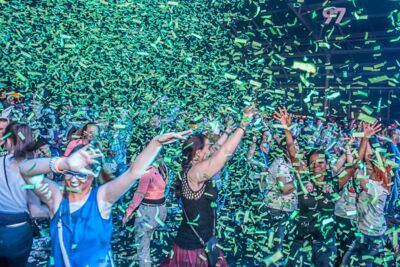 Sfeerbeelden @ I love the 90's, foto 26, foto's door Gert Daemen - FrontView Magazine